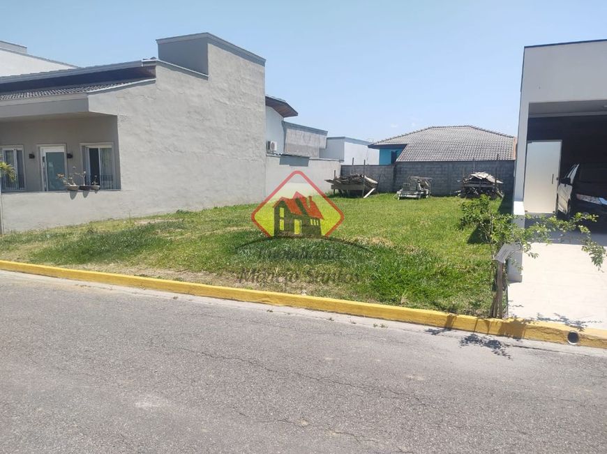 Terreno à venda, 253,49m² - Condomínio Pinheiros de Tremembé - Tremembé/SP