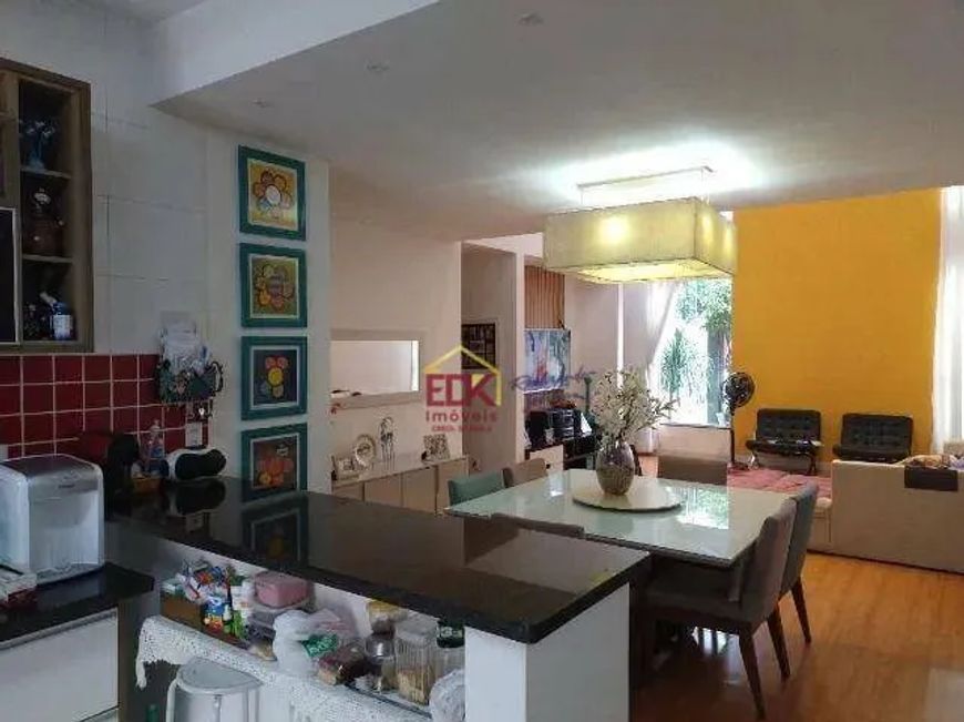Casa com 3 dormitórios à venda, 199 m² por R$ 1.166.000 - Campos do Conde Versailles - Tremembé/SP