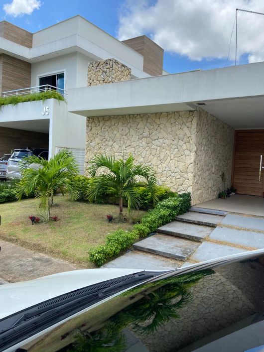 Vende Casa Térrea no Jardins do Lago R$ 1.000.000,00(aceita financiamento)