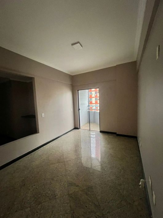 Apartamento com 3 suítes no Umarizal