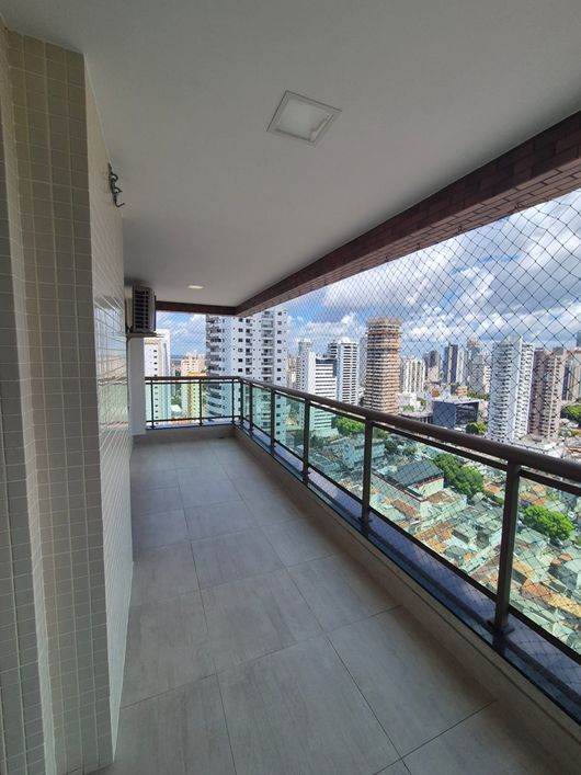 💎 Go Up SOLUÇÕES imobiliárias vende: Belíssimo apartamento no Ed. Quadra Boulevard