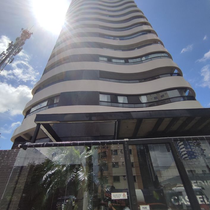Ed. Castelo Massimo, 3 suítes, 3 vagas, vista pra Baía, reiki, 1 por andar. Umarizal