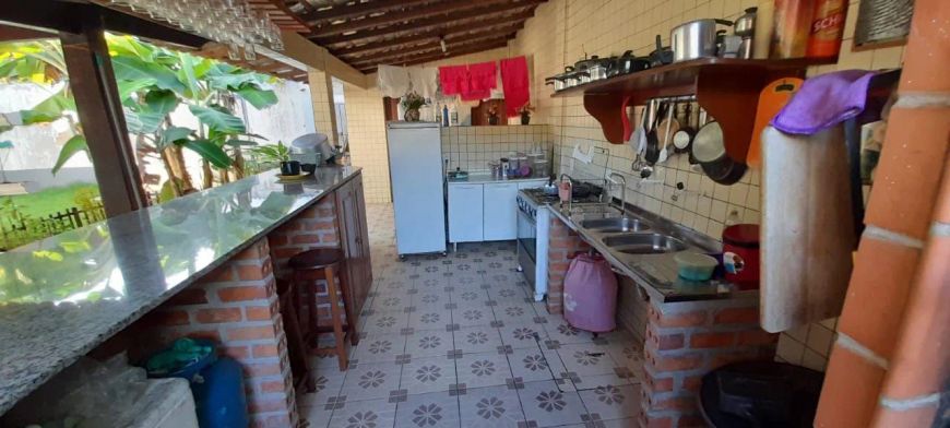 OPORTUNIDADE !!! CASA NO COND ALTOS DE PINHEIRO 400m2 DE ÁREA.