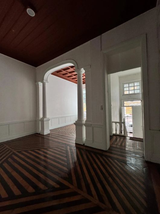 CASARÃO EXCLUSIVO