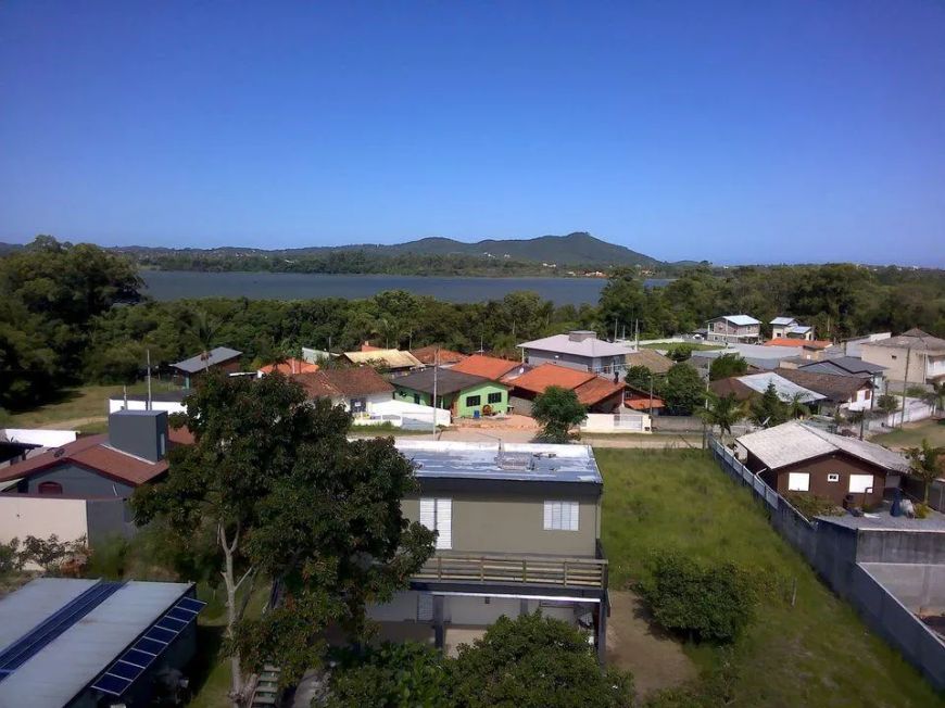 Casa para Venda em Imbituba, Alto arroio, 4 dormitórios, 2 banheiros, 3 vagas