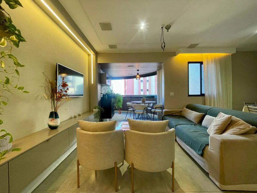 Apartamento Reformado à Venda no Ed. Torre de Windsor – R$ 1.250.000,00 (Venda convencional) (Aceita
