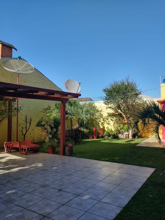 Casa para venda possui 120 metros quadrados com 3 quartos em Alto Arroio - Imbituba - SC