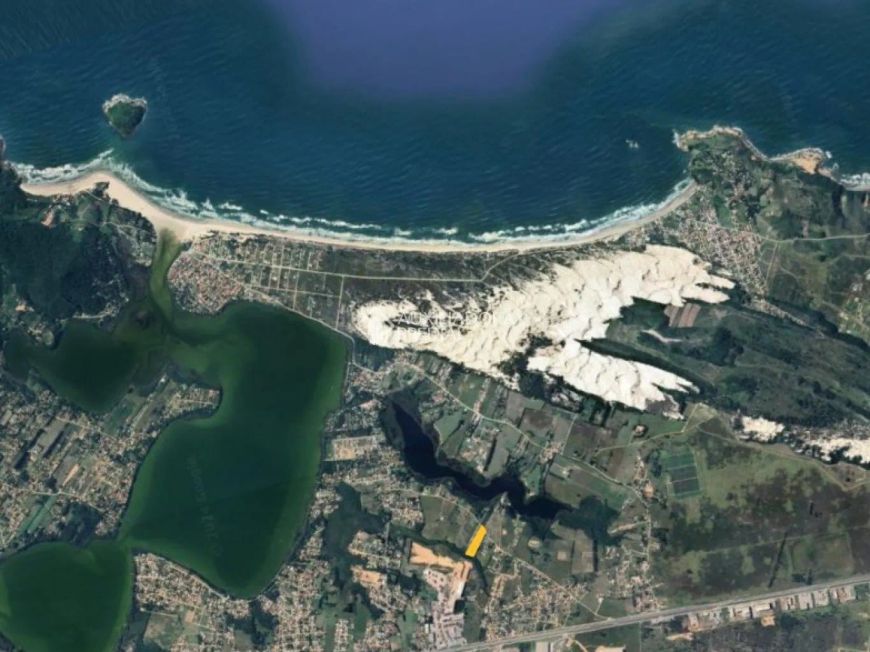 Terreno 8.248m² no Arroio do Rosa. Próximo da Praia da Ibiraquera.