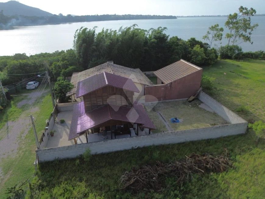 IMBITUBA - Casa Padrão - Alto Arroio