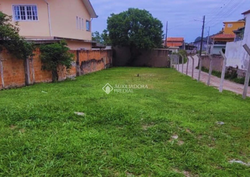 Excelente Terreno com 370m² a Poucos Minutos da Praia - Paes Leme, Imbituba SC
