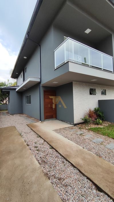 Casa com 2 quartos e 2 suítes | Imbituba - SC