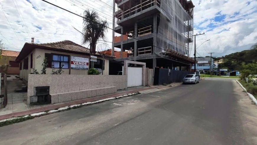 Terreno comercial e residencial para construção de prédio ou edifício no centro de imbituba - SC