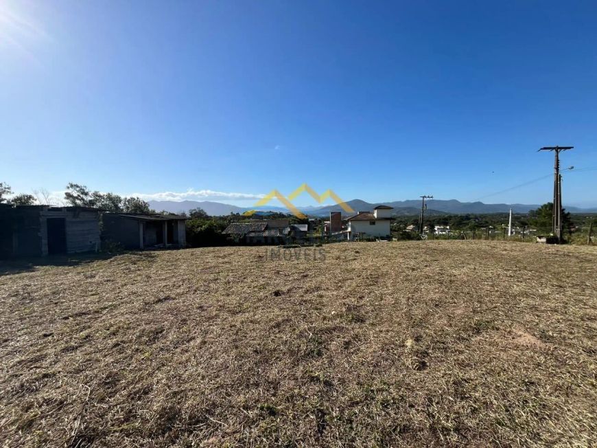 Terreno à venda no bairro Praia do Rosa - Imbituba/SC
