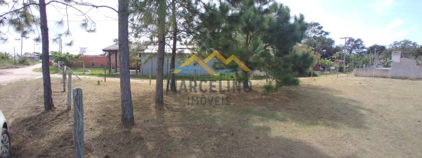 Terreno pertinho da lagoa com 832m²