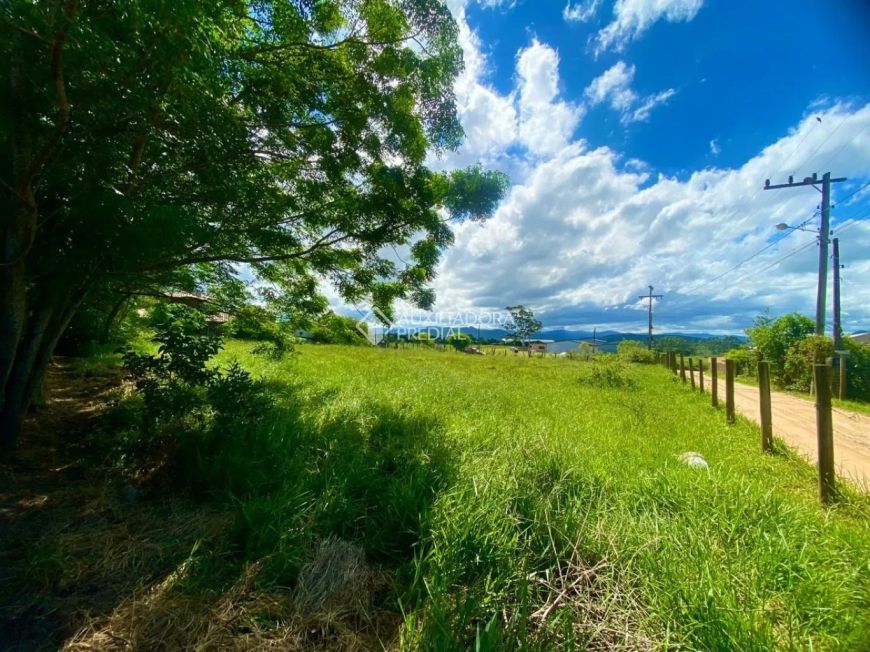 Terreno com Matrícula em Imbituba, SC