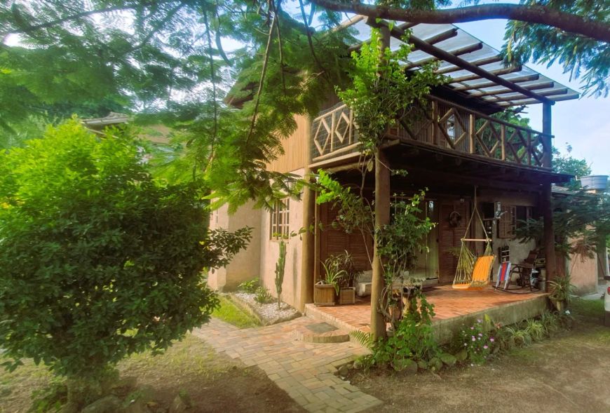 Casa com Vista para a Lagoa de Ibiraquera