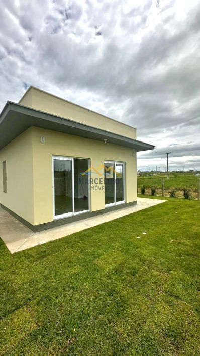Casa à venda no bairro Sambaqui - Imbituba/SC
