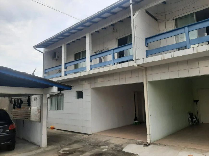 Imóvel Com 3 Aptos e Uma Sala Comercial à Venda - Campo da Aviação, Imbituba