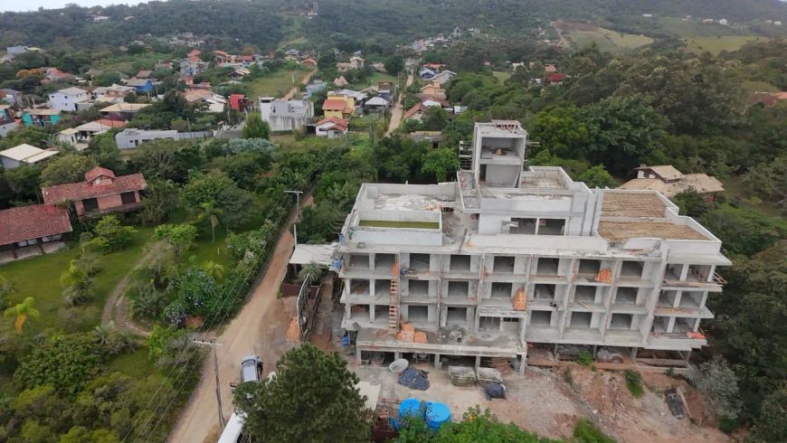 Apartamento com 2 quartos na praia do Rosa, Imbituba