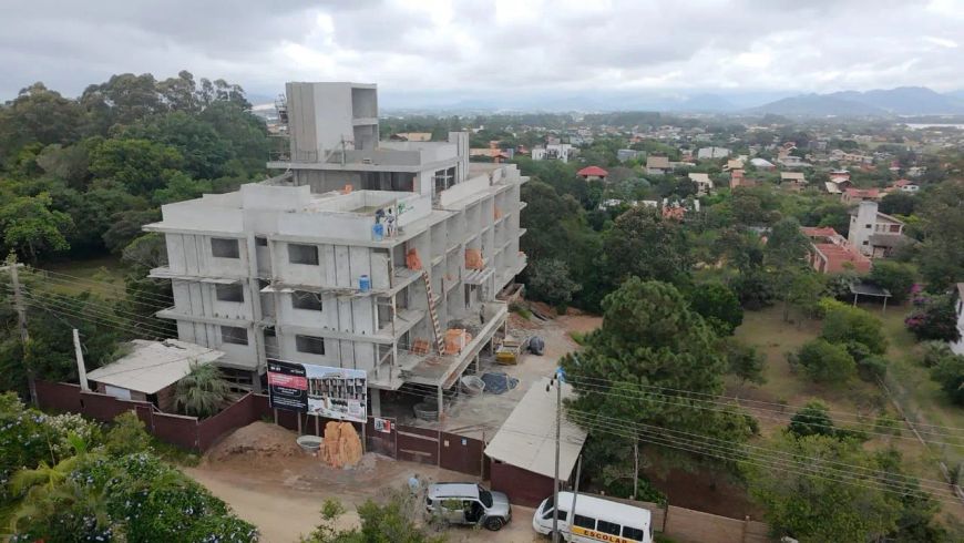 Apartamento com 2 quartos na praia do Rosa, Imbituba