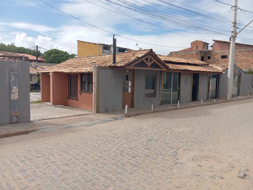 Pousada/Flat para venda possui 1200 m2 com 11 quartos em Porto de Sauípe - Entre Rios - BA