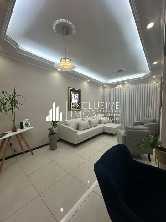 BELA CASA A VENDA NO CIDADE JARDIM 2