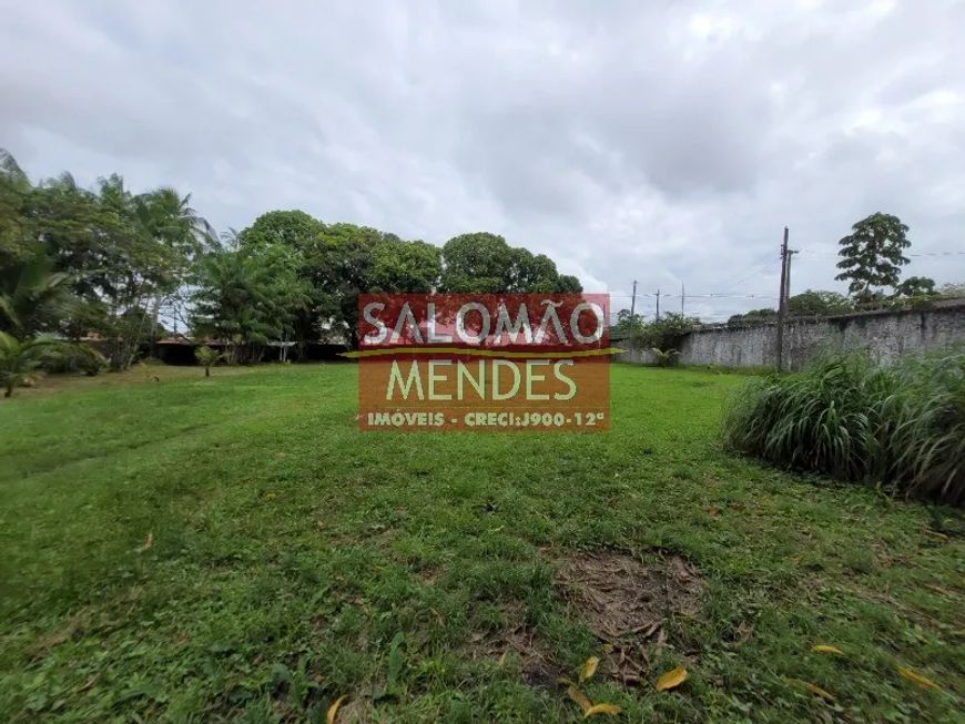 14.000 m², sendo 40mts X 350mts. Melhor área do tipo da região.