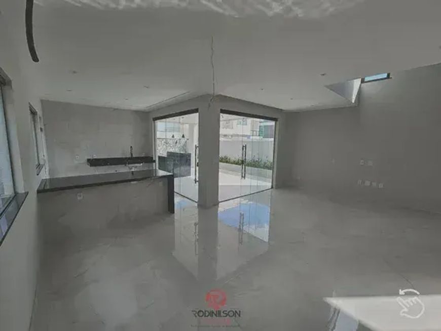 Jardins do Lago, Linda Casa, 4 suítes, Piscina e churrasqueira privativa, 260m², bairro Coqueiro