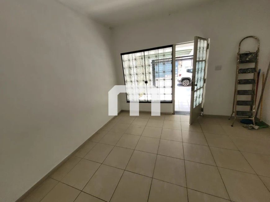 Casa para locação em São Paulo-SP, 3 quartos, 2 banheiros, 2 vagas de garagem na Chácara Santo Antôn