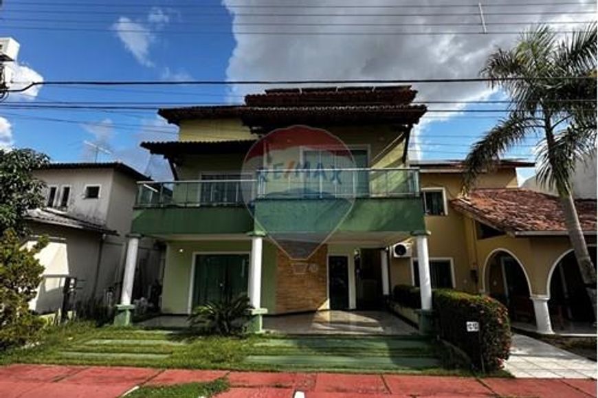 Casa de dois pavimentos e mezanino no Condomínio Cidade Jardim! Oportunidade