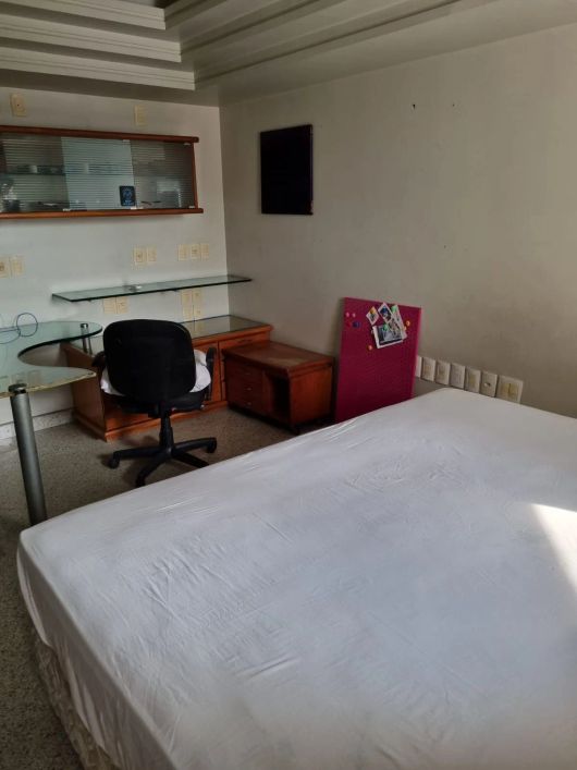 Imóvel para venda possui 345 metros quadrados com 3 quartos em Batista Campos - Belém - PA