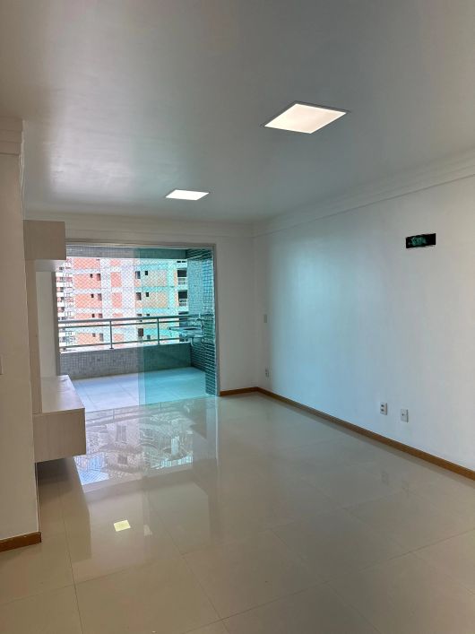 Ed. Piazza Collona, apto com 03 suítes, 02 vagas de garagem no bairro da Batista Campos em Belém- PA