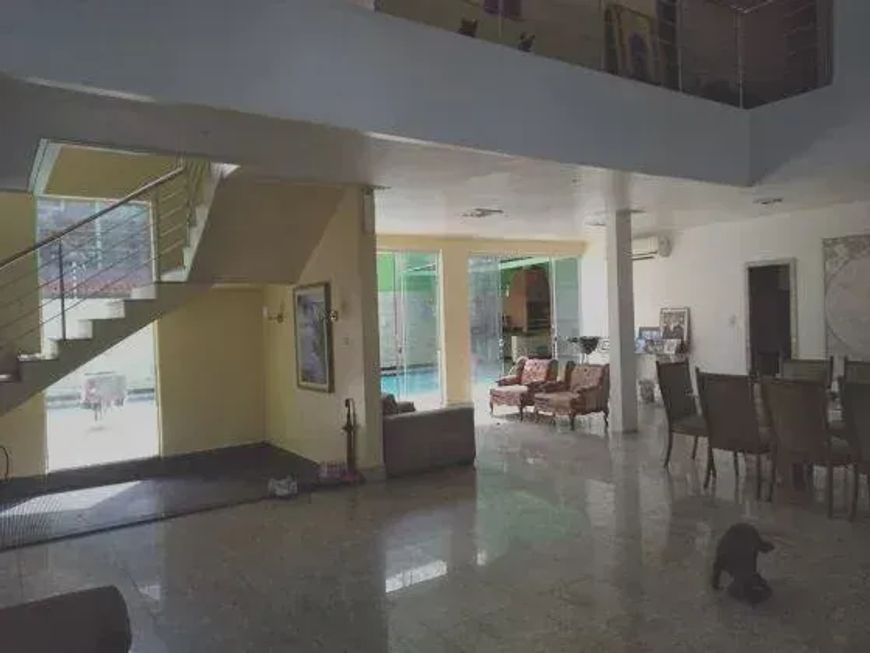 Residencial Morada Verde, 800m², 6 suítes, 2 vagas, Piscina, Curió-Utinga