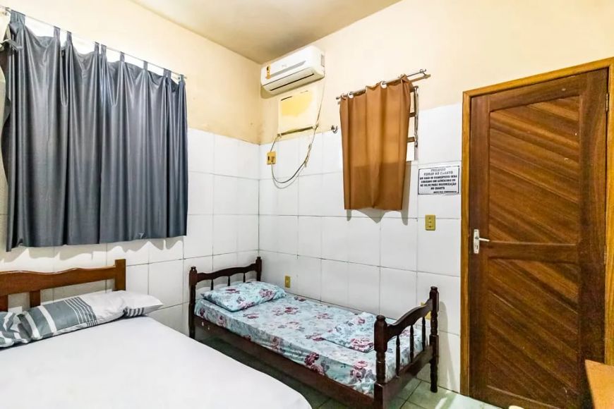 HOTEL COMERCIAL