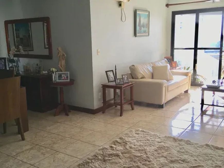 Twin Towers Residence, 218m², 4 suítes, 2 vagas, Cremação