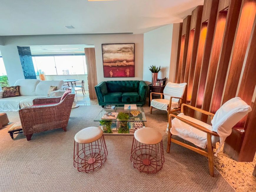 Apartamento para venda com 289 m² com 3 suítes, 4 vagas, 1 por andar em Belém - PA