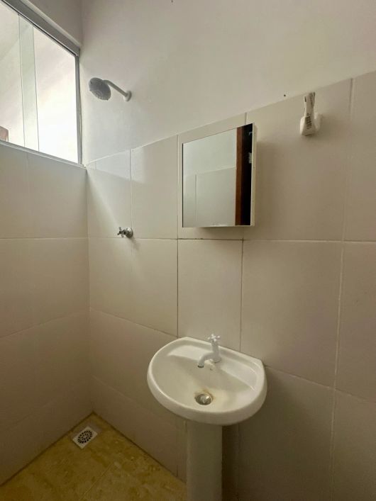 Prédio Comercial e Residencial à Venda - Pedro Álvares Cabral