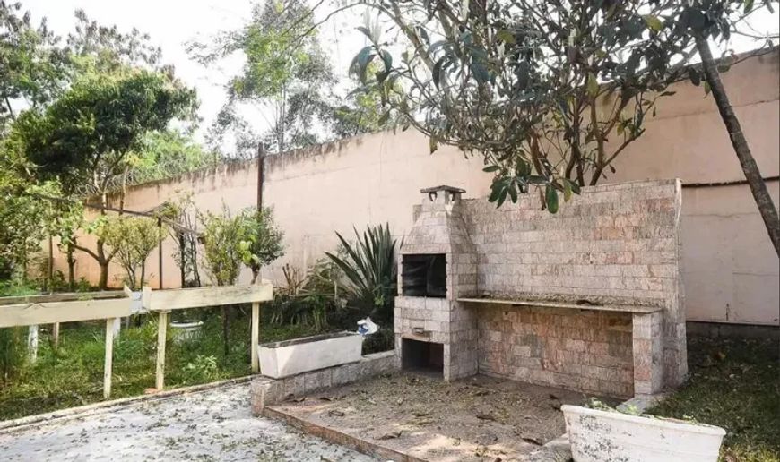sobrado em condomínio fechado