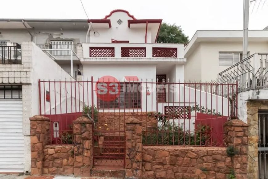 Sobrado para venda com 2 quartos, 133m²