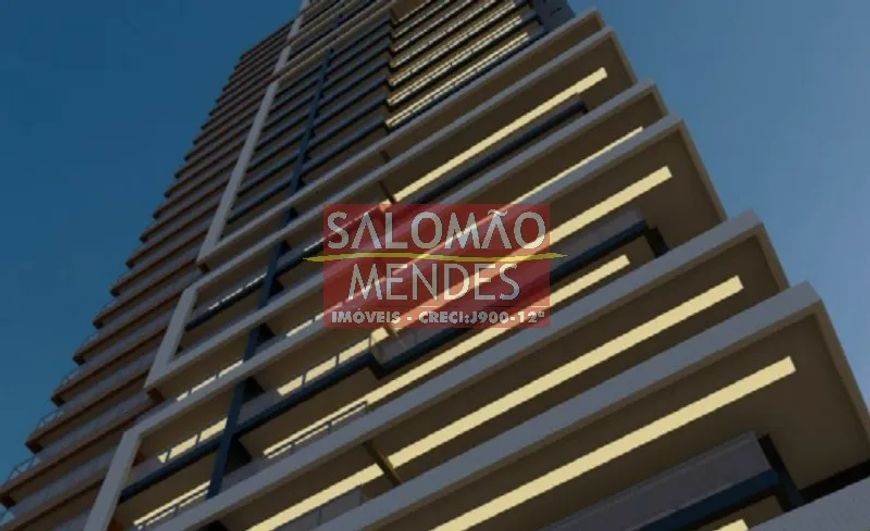150m², possui amplo requinte dentro e fora, 3 suítes, 2 por andar.