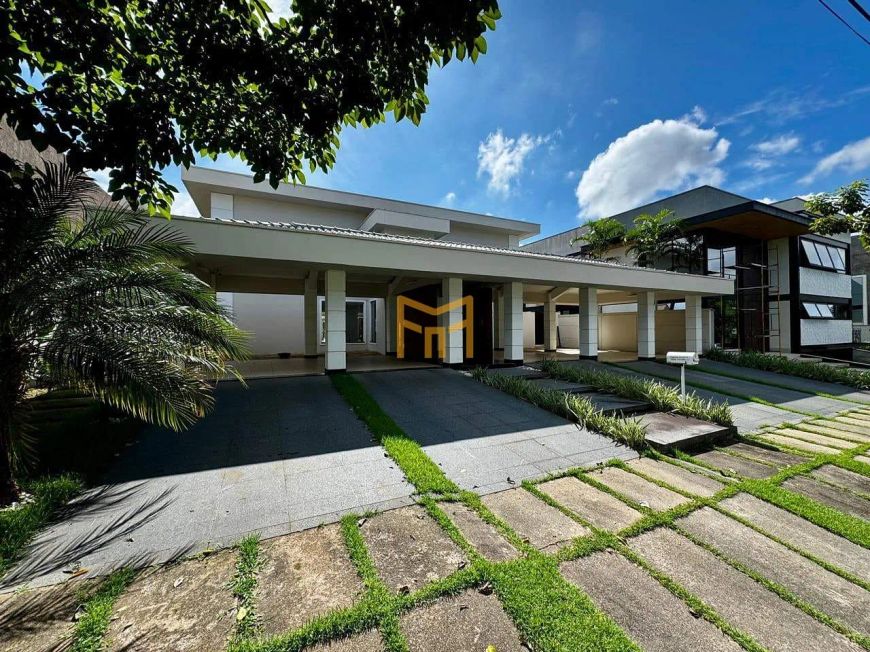 Casa à venda no Água Cristal com 5 suítes, em Belém/PA.