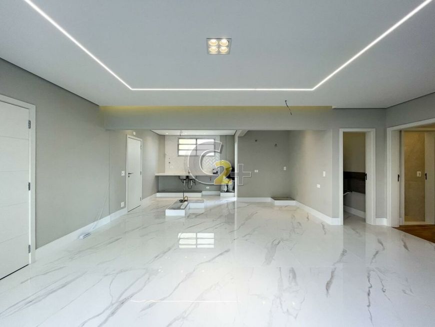 Apartamento todo reformado em localização nobre de Perdizes!