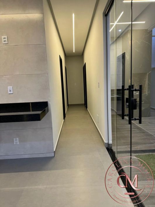 Condomínio Gran Paraíso – Casa com 3 quartos sendo 1 suíte.