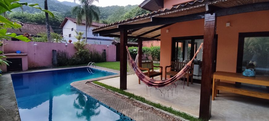 Casa á venda em Santiago - 90 mts da Praia - Piscina e 510 m2 de terreno