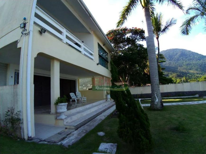 Sobrado com 4 dormitórios à venda, 600 m² por R$ 2.335.000,00 - Praia de São Francisco - São Sebasti