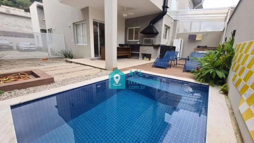 Casa Residencial à venda, Camburi, São Sebastião - CA0164.