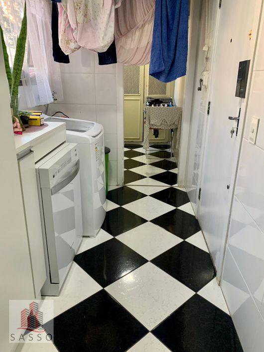 Vendo apartamento no Tatuapé.