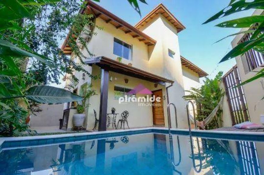Casa com 3 dormitórios à venda, 140 m² por R$ 950.000,00 - S F Praia - São Sebastião/SP