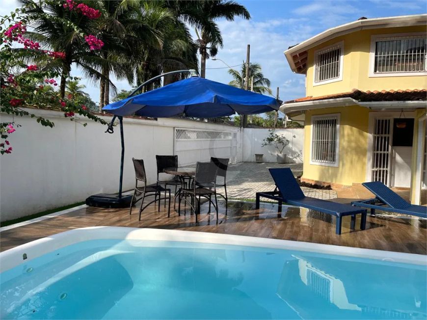 Casa com 3 quartos à venda em Maresias - SP