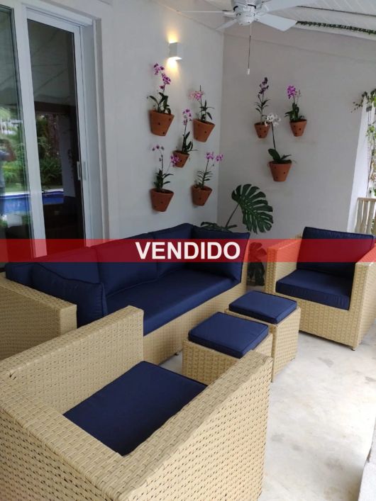 Casa a Venda em Guaecá, Condomínio Fechado com Escritura Definitiva em São Sebastião - SP
